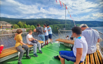 Sommerferienausflug mit acht begeisterten Kindern im Alter von 10-12 Jahren